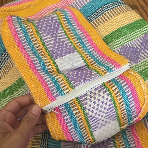 “Colorful snap sack- made in Mexico” - Picture 3 of 12
